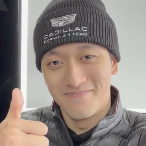 跟随凯迪拉克车队季前测试，周冠宇：期待新赛季带来更多精彩