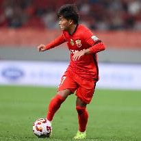 开云体育-本场表现如何？蒯纪闻本场数据：4射2正，传球成功率80%，评分7.2