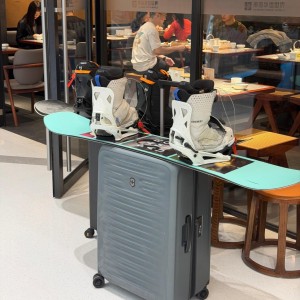 开云体育-南方室内滑雪场，也开始卷起来了