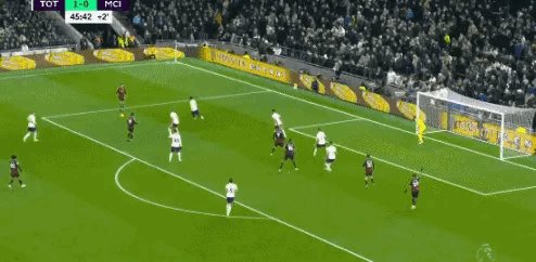 1675617577021098235.gif IMG_5702.gif